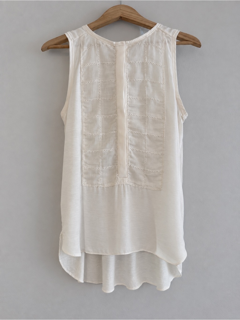 Ann Taylor LOFT Women’s S Ivory Mixed Media Embroidered Hidden Button Tunic Top